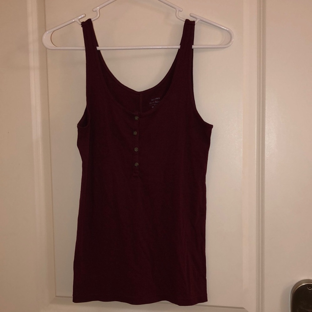 Maroon knit tank top